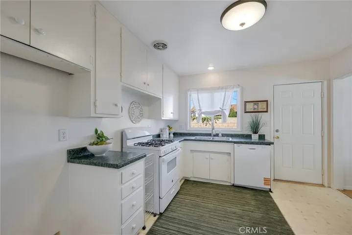 1343 W Oak, Fullerton, California 92833
