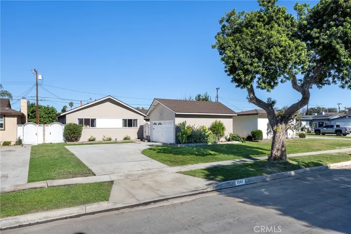 1343 W Oak, Fullerton, California 92833