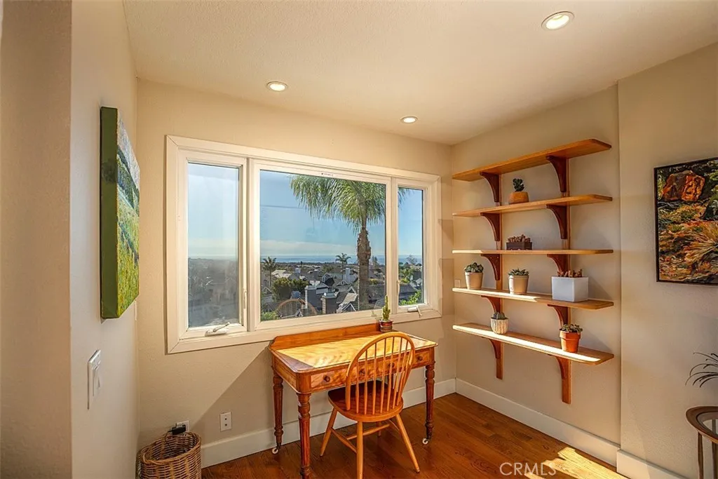 33 Windcrest, Laguna Niguel, California 92677 home-pic-30