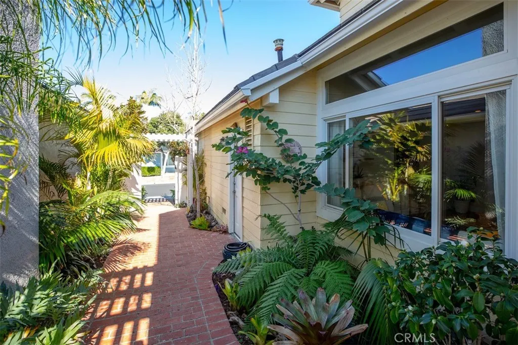 33 Windcrest, Laguna Niguel, California 92677 home-pic-41