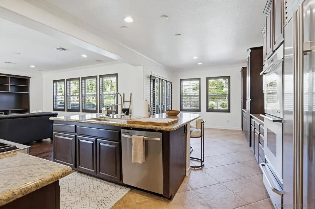840 Genoa Way, San Marcos, California 92078 home-pic-6