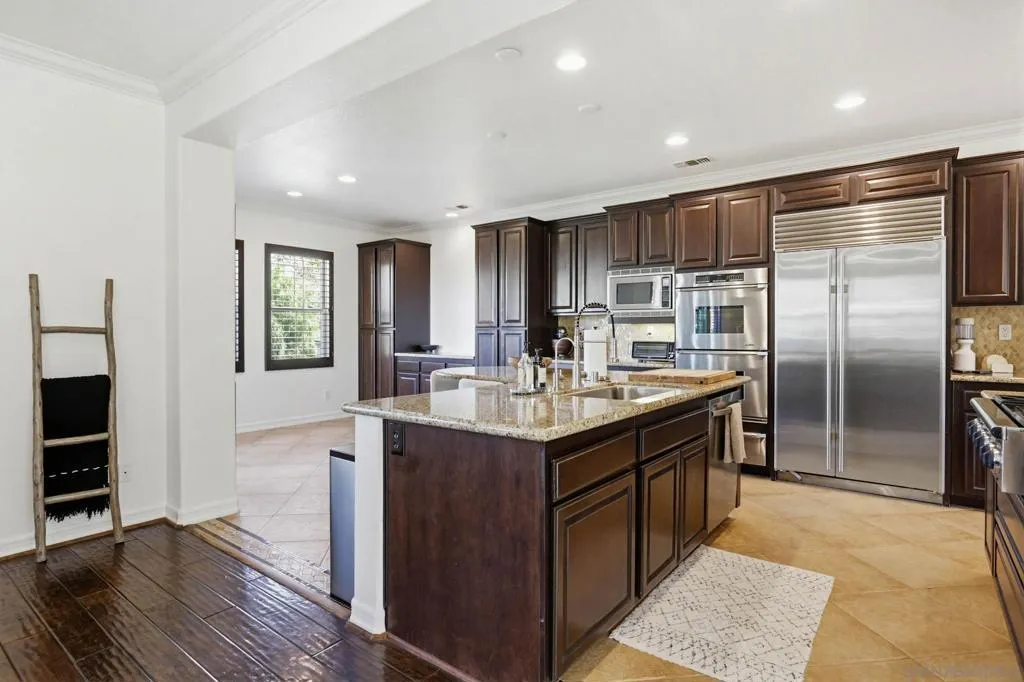 840 Genoa Way, San Marcos, California 92078 home-pic-8