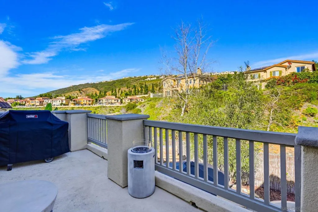 840 Genoa Way, San Marcos, California 92078 home-pic-17