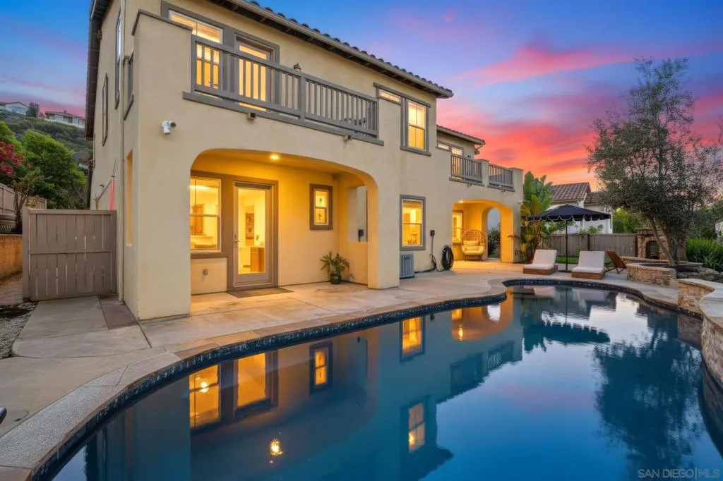 840 Genoa Way, San Marcos, California 92078 home-pic-0