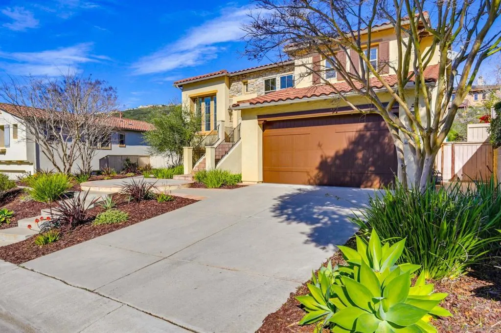 840 Genoa Way, San Marcos, California 92078 home-pic-3