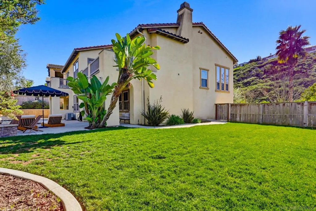 840 Genoa Way, San Marcos, California 92078 home-pic-1