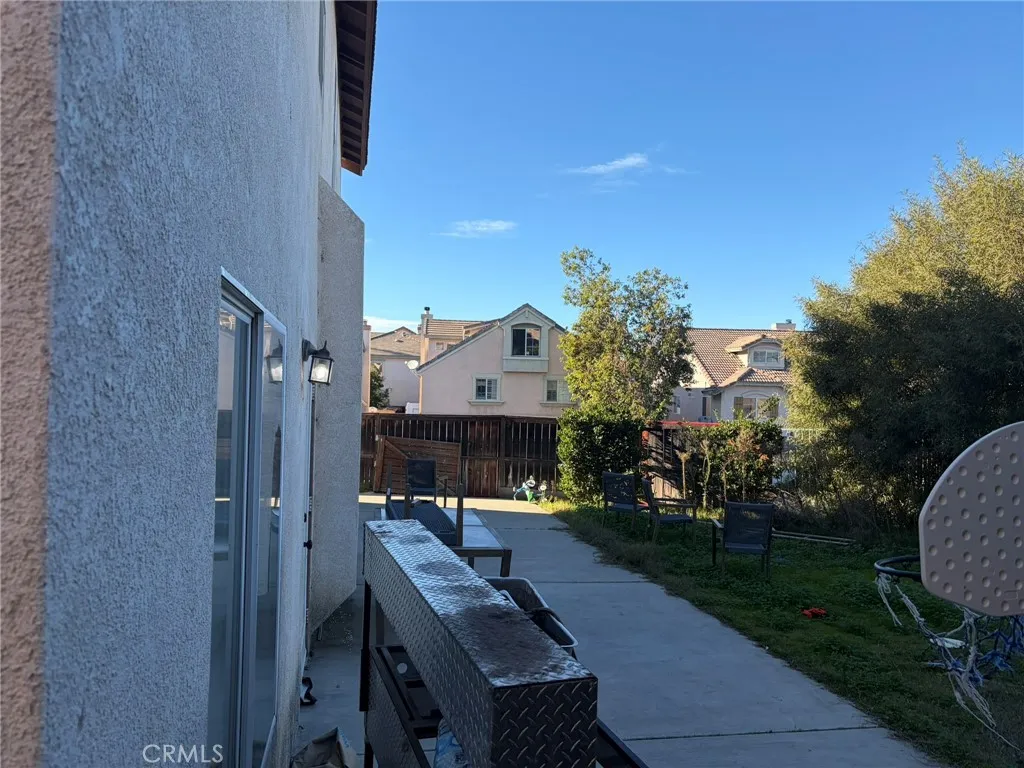 27610 Corte Del Sol, Moreno Valley, California 92555 home-pic-15