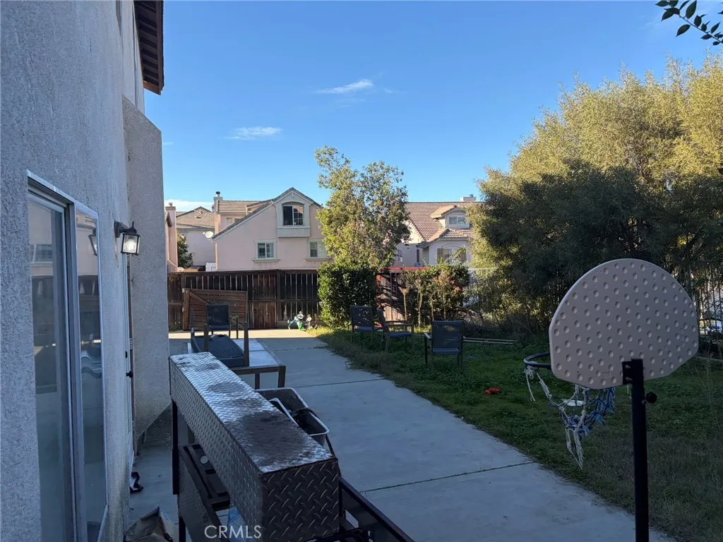 27610 Corte Del Sol, Moreno Valley, California 92555 home-pic-16