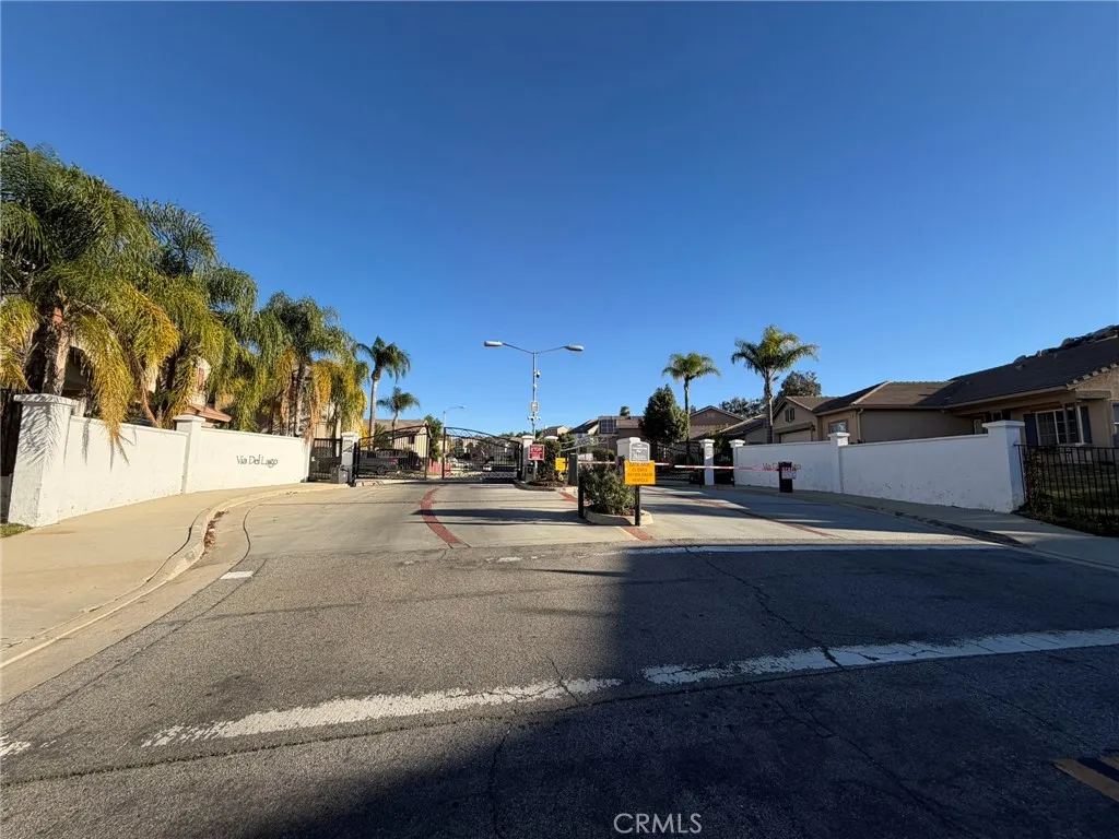 27610 Corte Del Sol, Moreno Valley, California 92555 home-pic-20