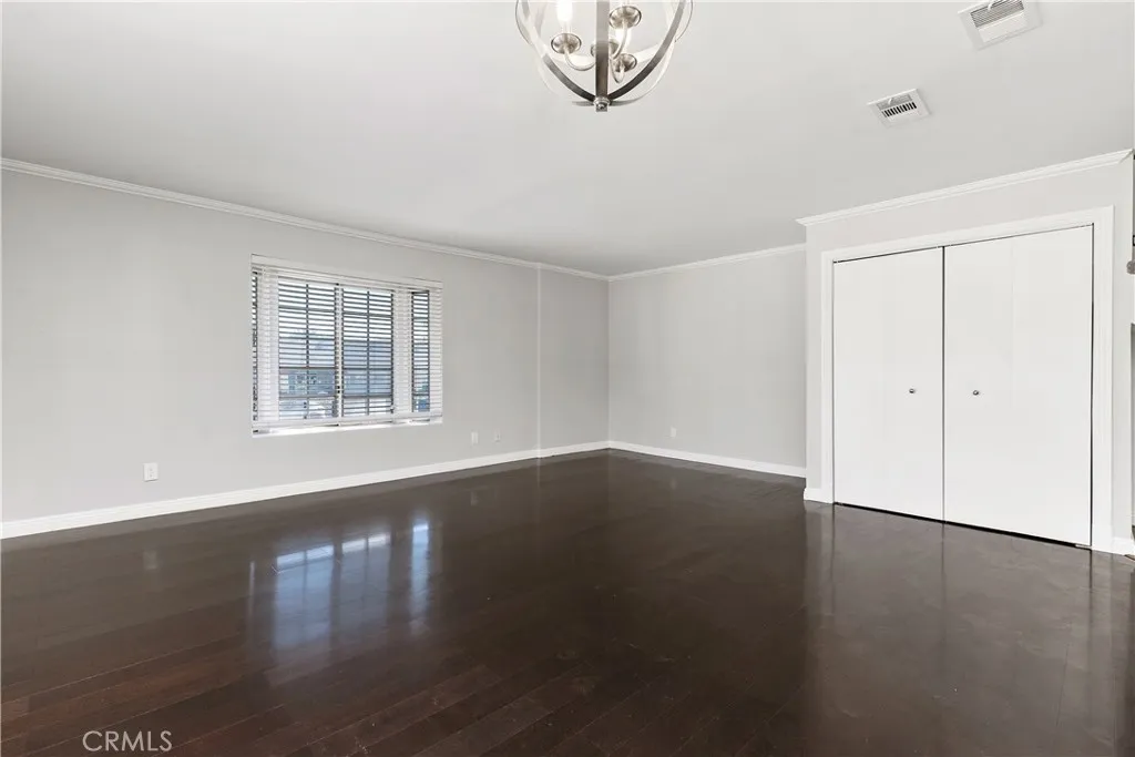 941 Elm 16, Long Beach, California 90813 home-pic-10