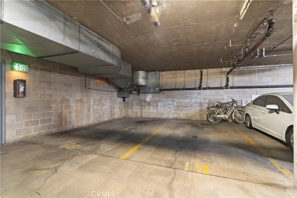 941 Elm 16, Long Beach, California 90813 home-pic-34