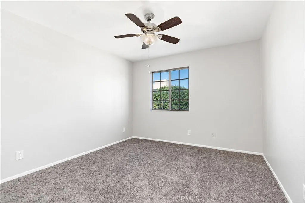 941 Elm 16, Long Beach, California 90813 home-pic-27