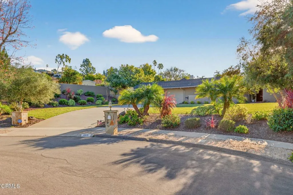 665 Trueno Avenue, Camarillo, California 93010 home-pic-6