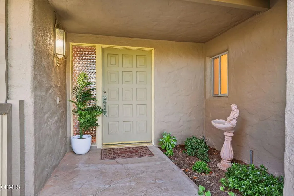 665 Trueno Avenue, Camarillo, California 93010 home-pic-9