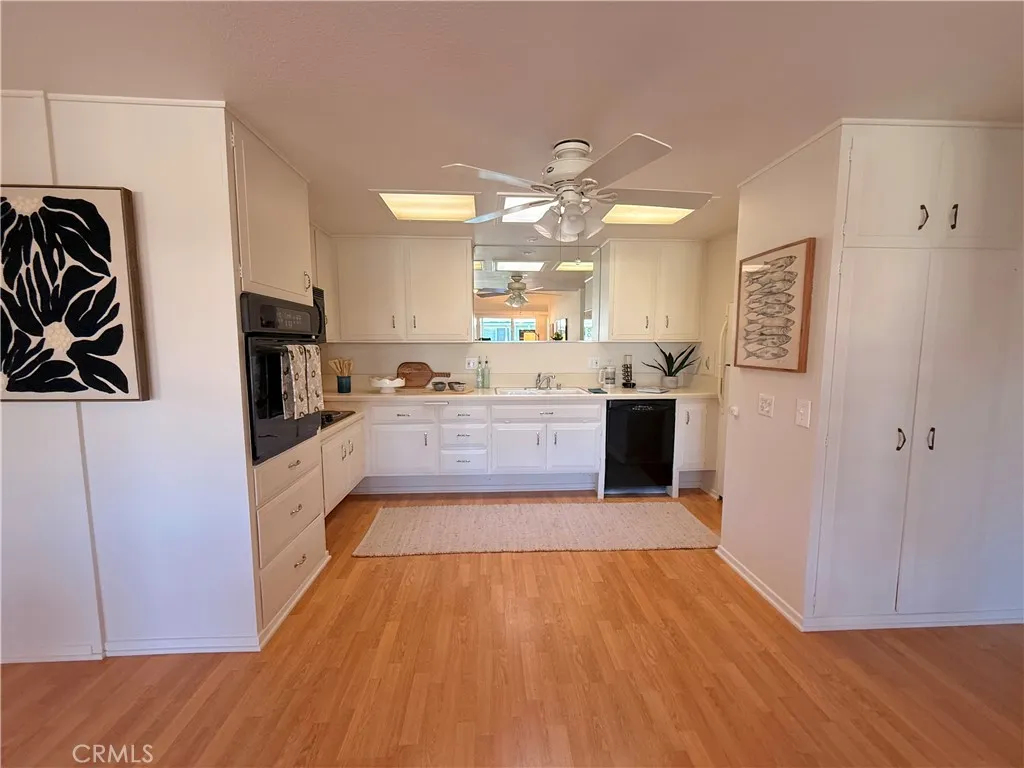 13500 Wentworth Lane 121j, Seal Beach, California 90740 home-pic-11