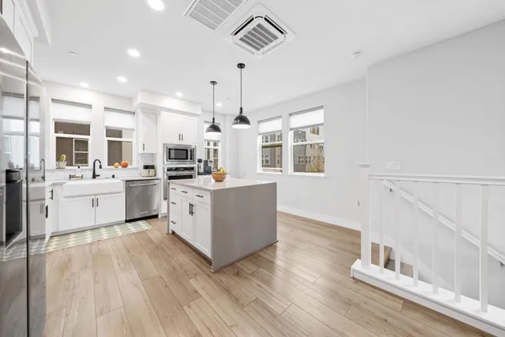 581 Yale Way, San Jose, California 95117
