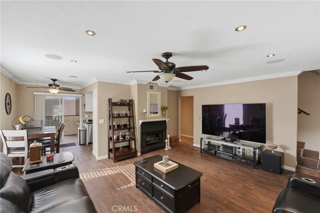 400 S Flower 99, Orange, California 92868 home-pic-4
