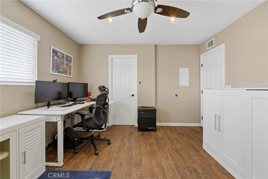 400 S Flower 99, Orange, California 92868 home-pic-10