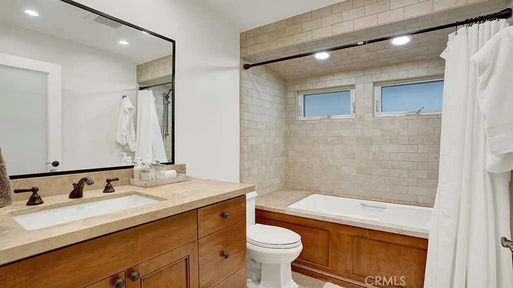 2208 Fortuna, Newport Beach, California 92660 home-pic-16