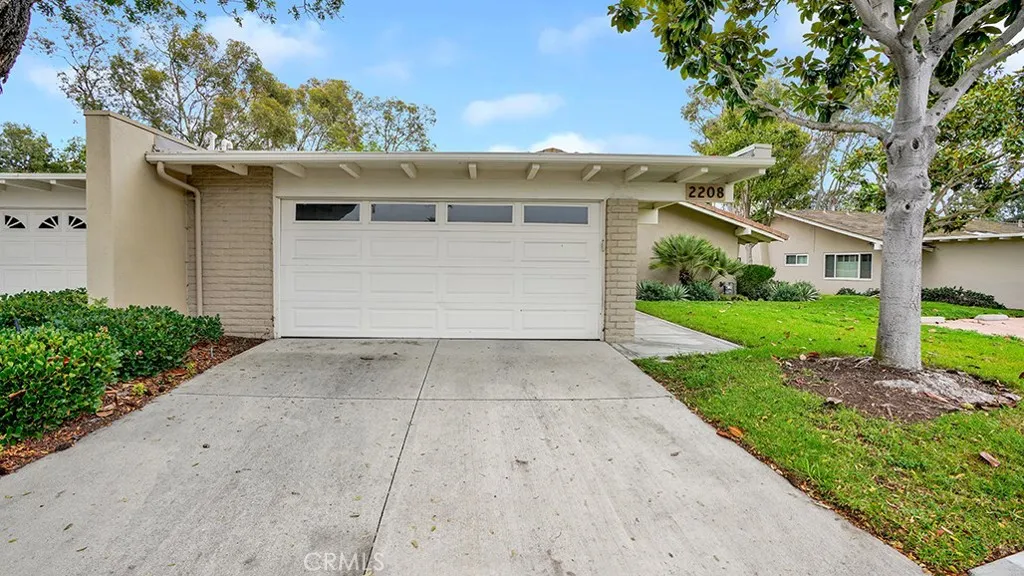 2208 Fortuna, Newport Beach, California 92660 home-pic-2