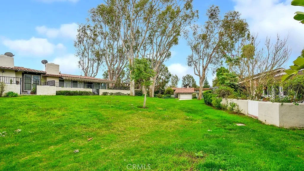 2208 Fortuna, Newport Beach, California 92660 home-pic-25