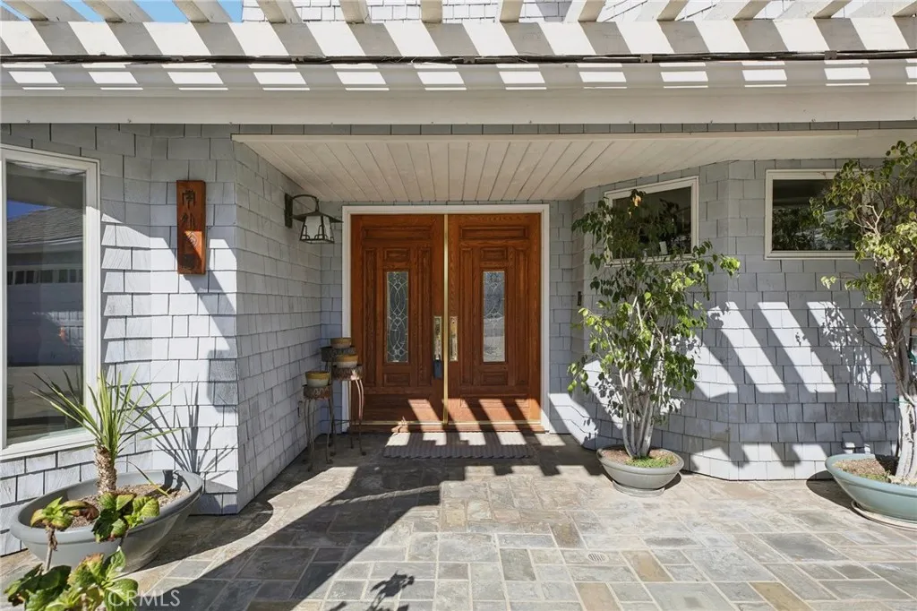 18301 Churchill Lane, Villa Park, California 92861 home-pic-4