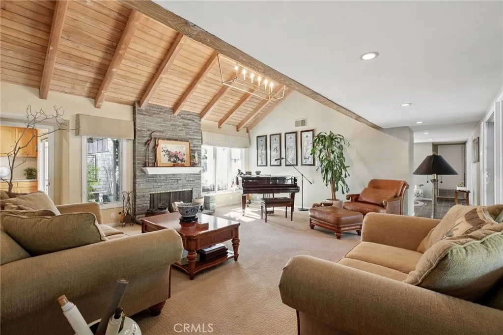 18301 Churchill Lane, Villa Park, California 92861 home-pic-8