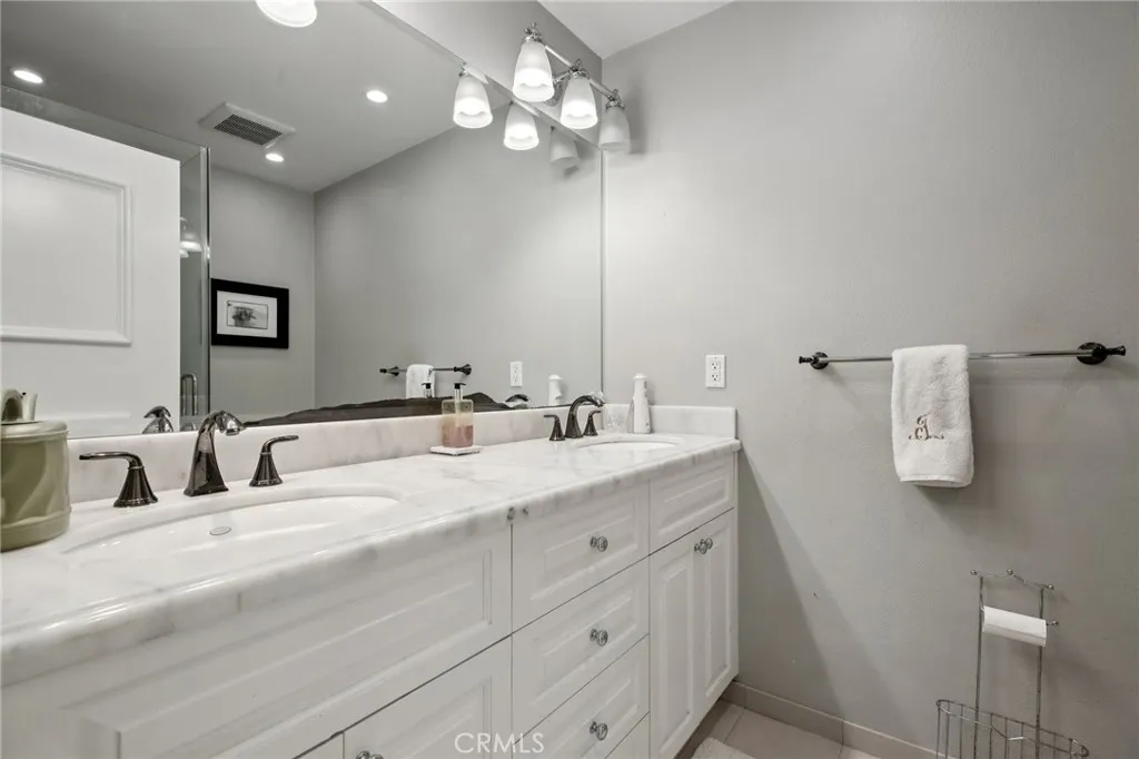 18301 Churchill Lane, Villa Park, California 92861 home-pic-46