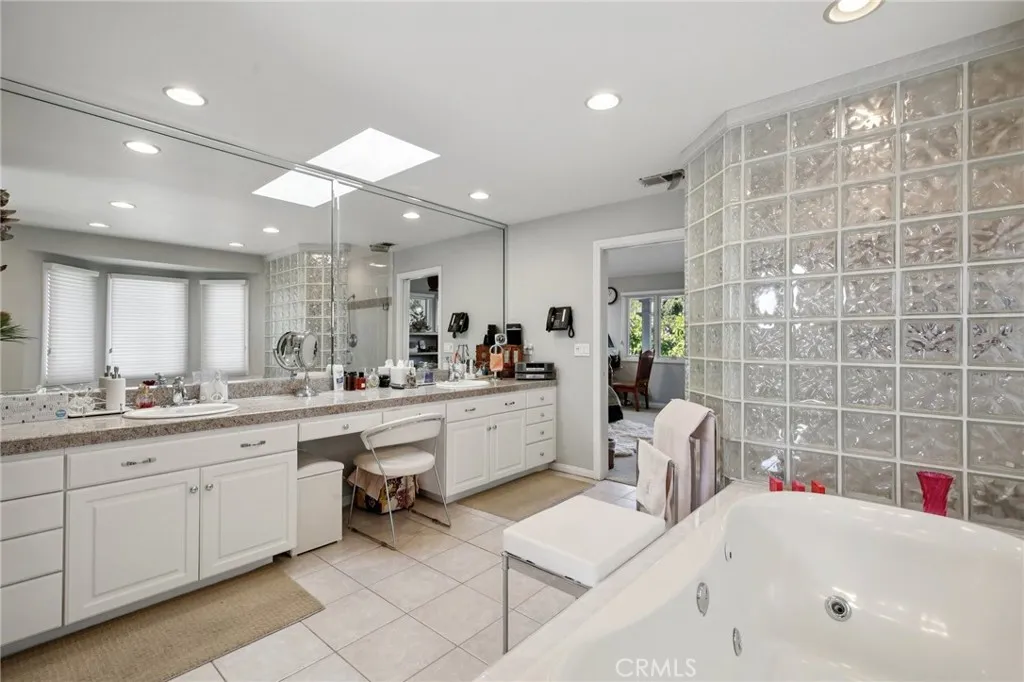 18301 Churchill Lane, Villa Park, California 92861 home-pic-34