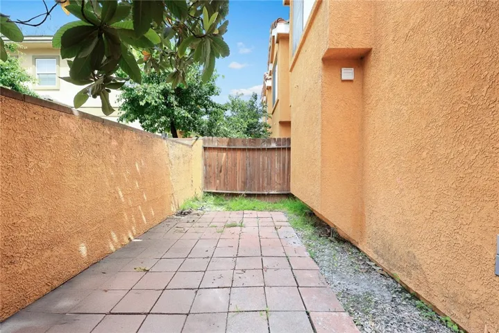 319 California Street F, Arcadia, California 91006