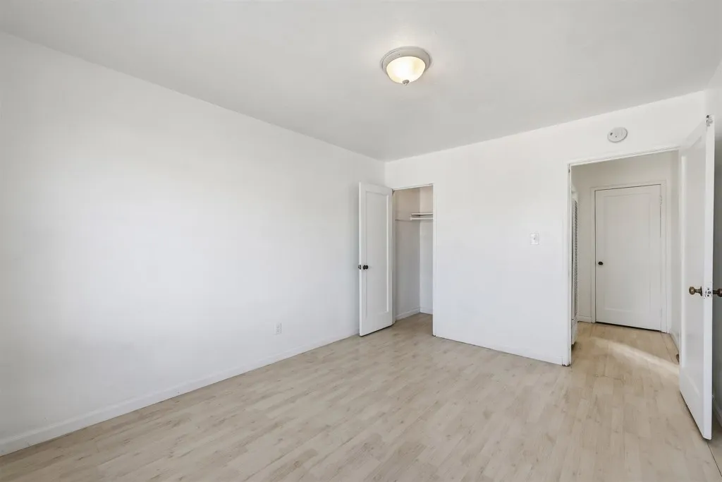 1442 92nd Avenue, Oakland, California 94603 home-pic-10