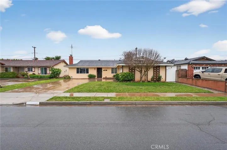 6272 Chapman Ave. Garden Grove
