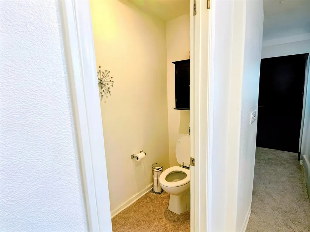 24440 Periwinkle Way, Lake Elsinore, California 92532 home-pic-20