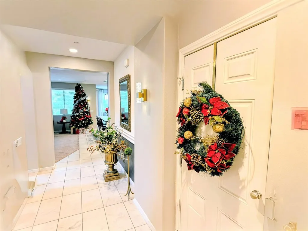 24440 Periwinkle Way, Lake Elsinore, California 92532 home-pic-2