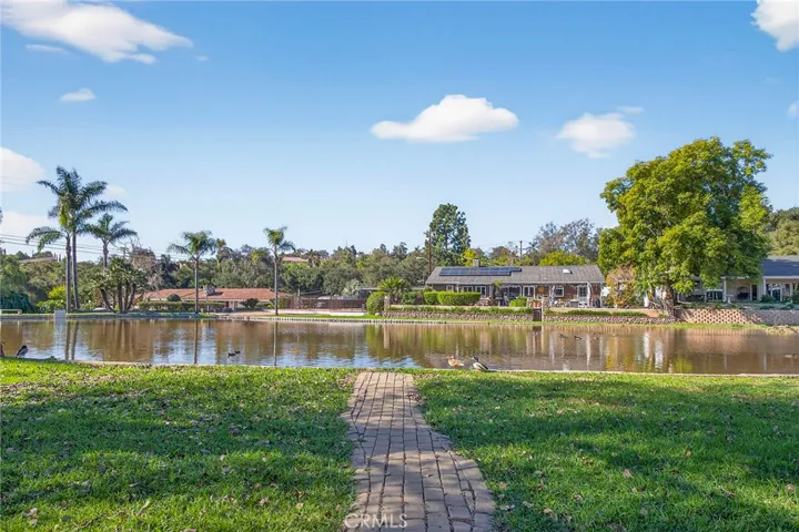 2152 Ramona Lane, Vista, California 92084