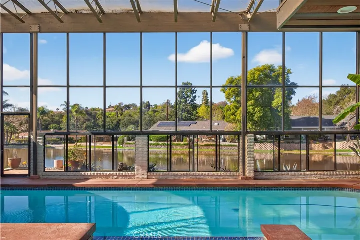 2152 Ramona Lane, Vista, California 92084