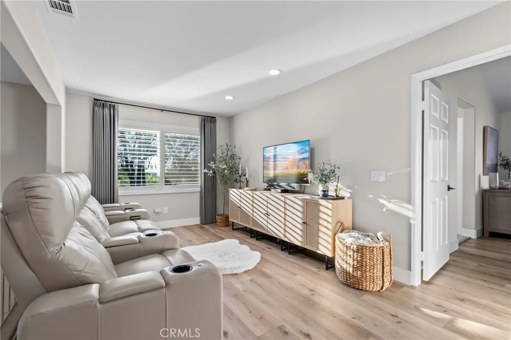 3 Sunny Slope, Rancho Santa Margarita, California 92688 home-pic-17