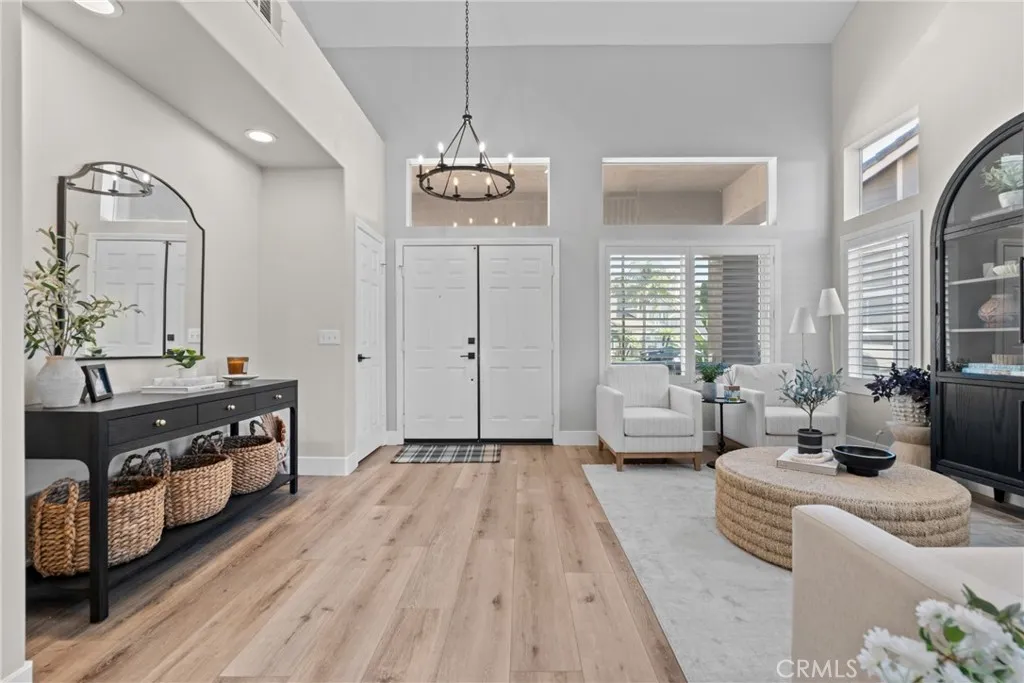 3 Sunny Slope, Rancho Santa Margarita, California 92688 home-pic-2