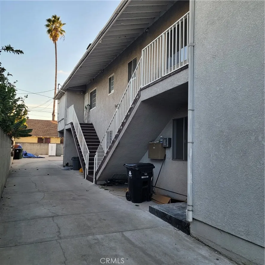 2632 W 16th, Los Angeles, California 90019 home-pic-4