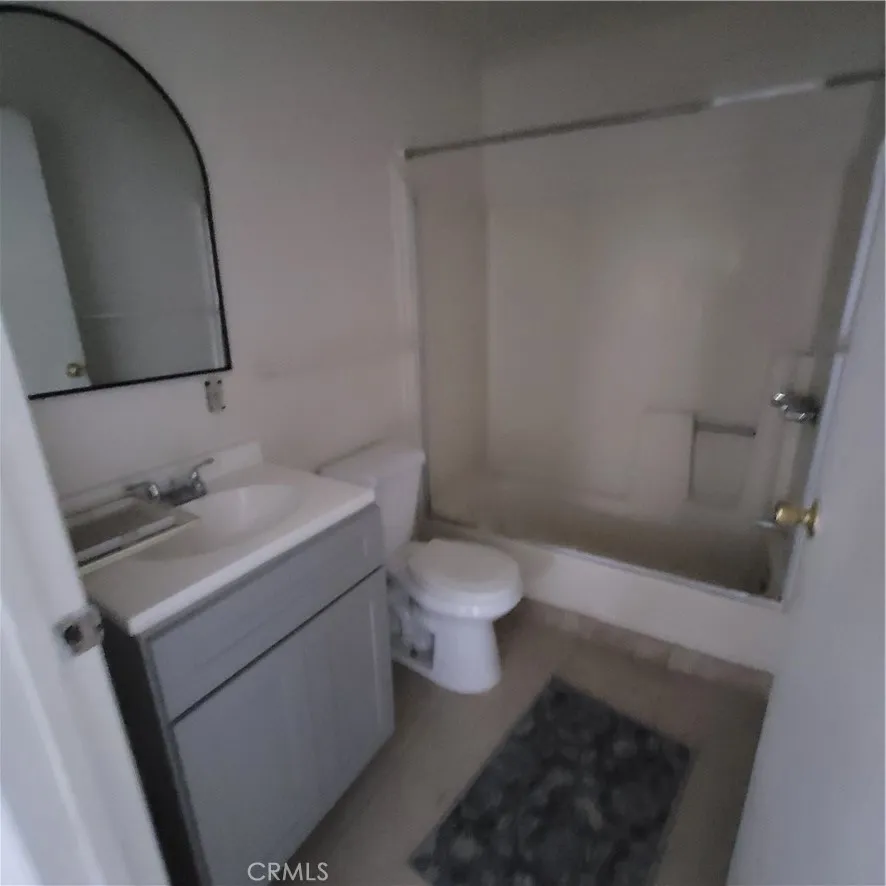 2632 W 16th, Los Angeles, California 90019 home-pic-13