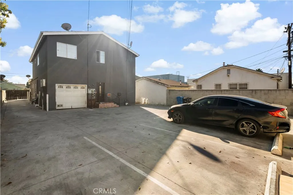 1257 W Vernon, Los Angeles, California 90037 home-pic-5