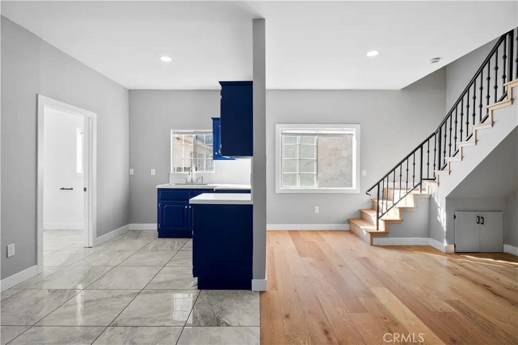 1257 W Vernon, Los Angeles, California 90037 home-pic-13