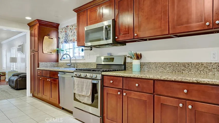 944 W Sepulveda, San Pedro, California 90731