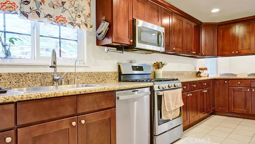 944 W Sepulveda, San Pedro, California 90731