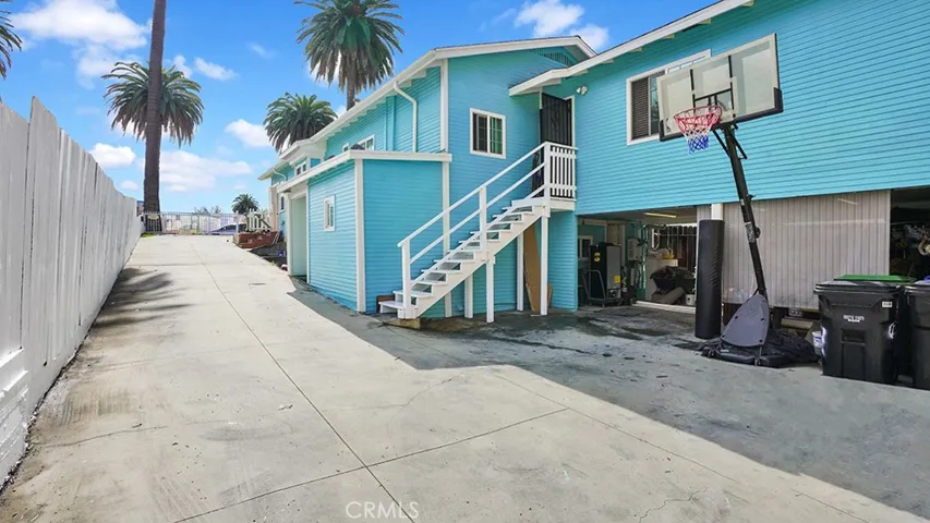 944 W Sepulveda, San Pedro, California 90731