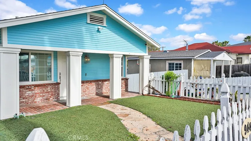 944 W Sepulveda, San Pedro, California 90731