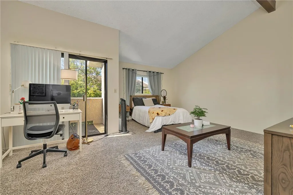 107 S Helberta Avenue 4, Redondo Beach, California 90277 home-pic-31