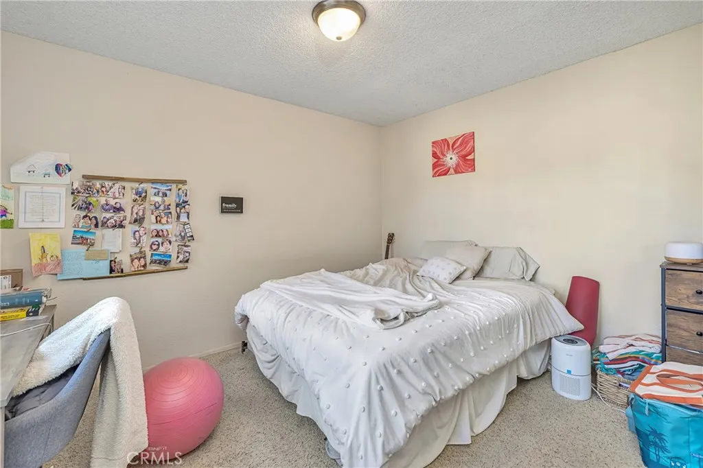 107 S Helberta Avenue 4, Redondo Beach, California 90277 home-pic-23