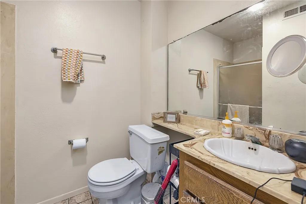 107 S Helberta Avenue 4, Redondo Beach, California 90277 home-pic-26
