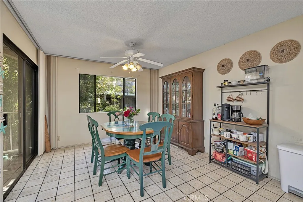 107 S Helberta Avenue 4, Redondo Beach, California 90277 home-pic-19